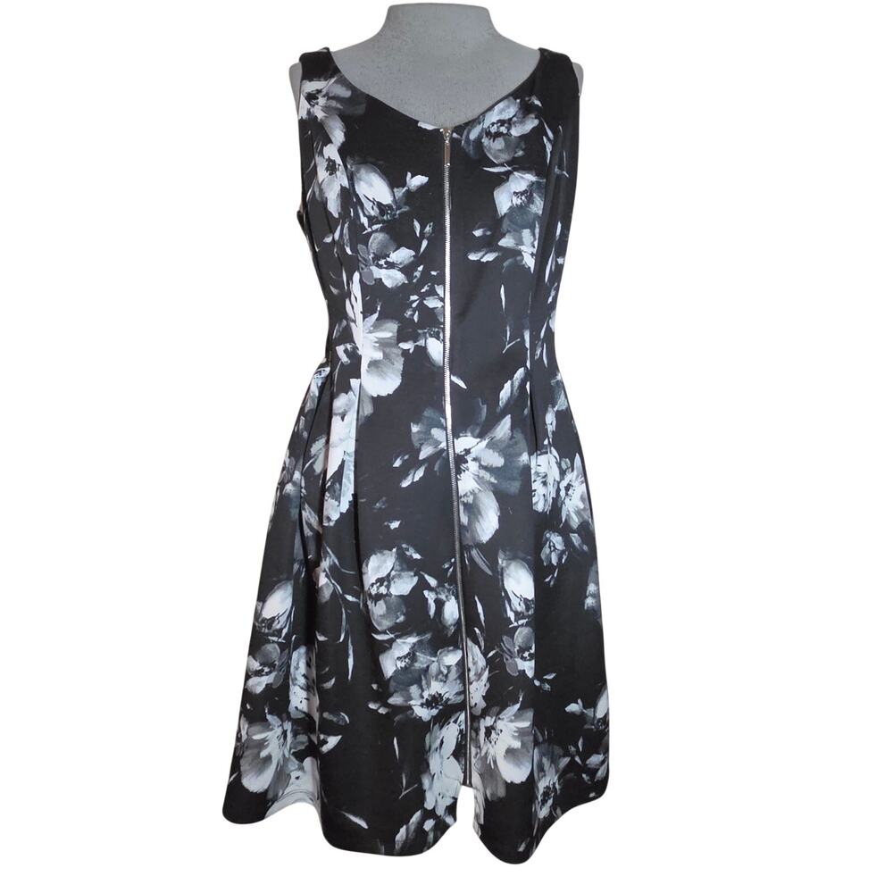 Black Floral Sleeveless V Neck Dress Size 6